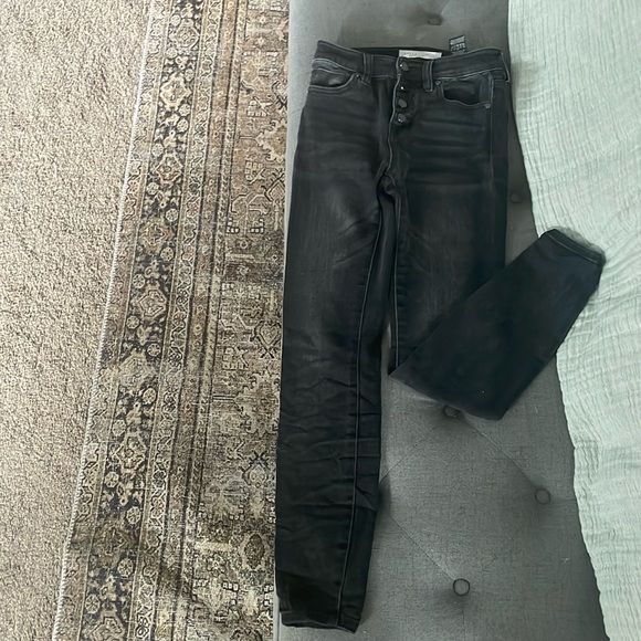 Liverpool Abby Ankle Skinny in color South Rim Jeans - Picture 1 of 5